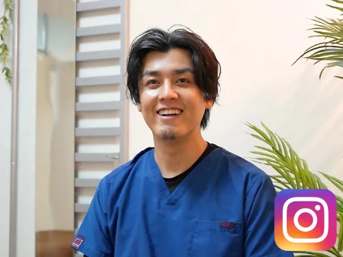 六本木一丁目の整体院・モビリティ整体ソシオ六本木店の院長あいさつ写真。姿勢分析とセルフケア指導を行う柔道整復師・福田。