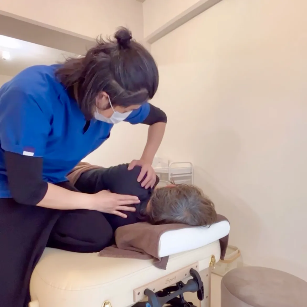 六本木の整体 モビリティ整体ソシオ 初回限定コース60分(腰のお悩み向け)施術イメージ