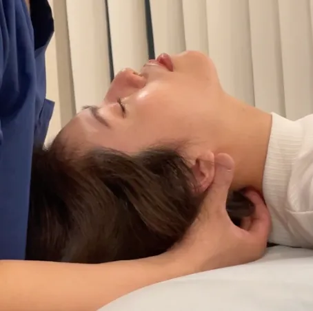 六本木の整体 モビリティ整体ソシオ 初回限定コース60分(頭痛のお悩み向け)施術イメージ